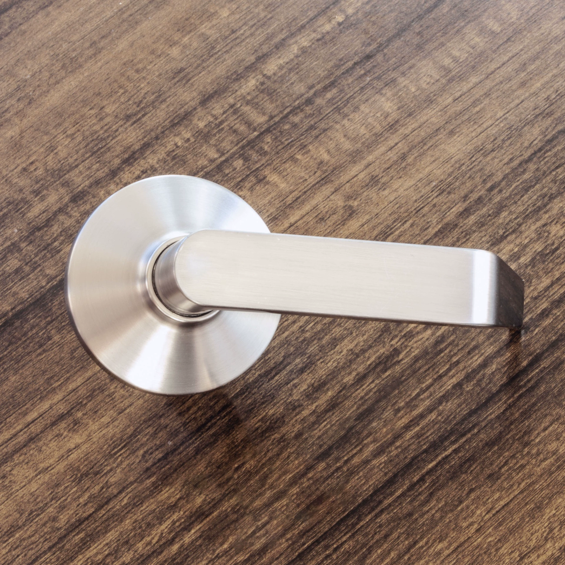 Слепые отверстия без ключа без замочного сердечника