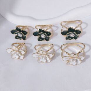 Coat belt buckle Pearl Camellia silk scarf buckle alloy fixed button multi-purpose new scarf buckle female wholesale