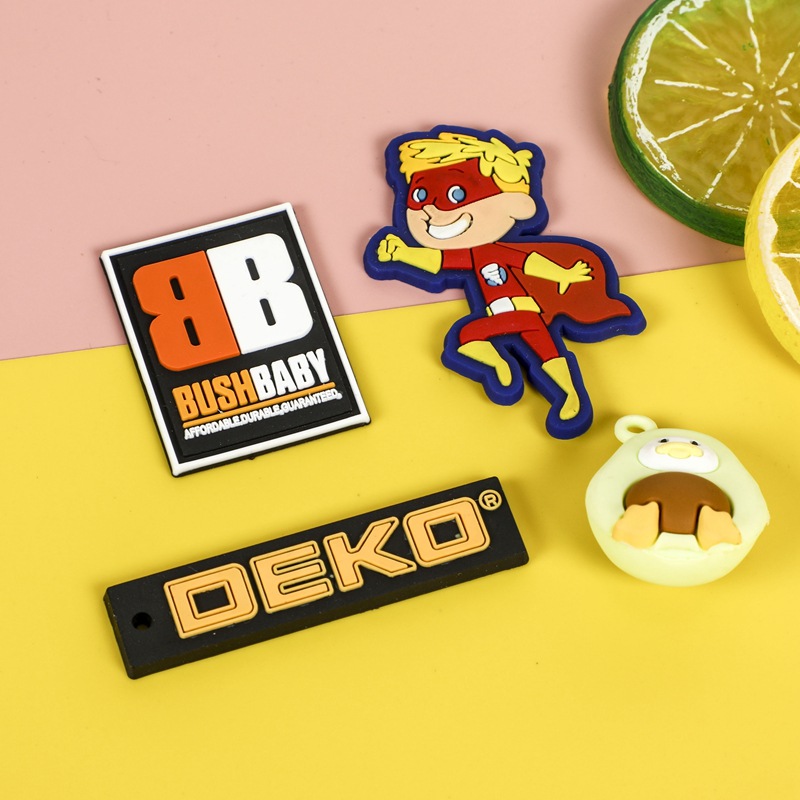 箱包服饰卡通彩色软胶胶章LOGO服装辅料软胶标牌商标批发