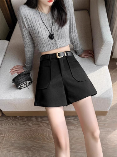 Women's Black Short Pants, Warm Fleece, Versatile New Loose Fall and Winter Wide-leg A-line Mini Heels Casual Boot Pants 2024 High-waist