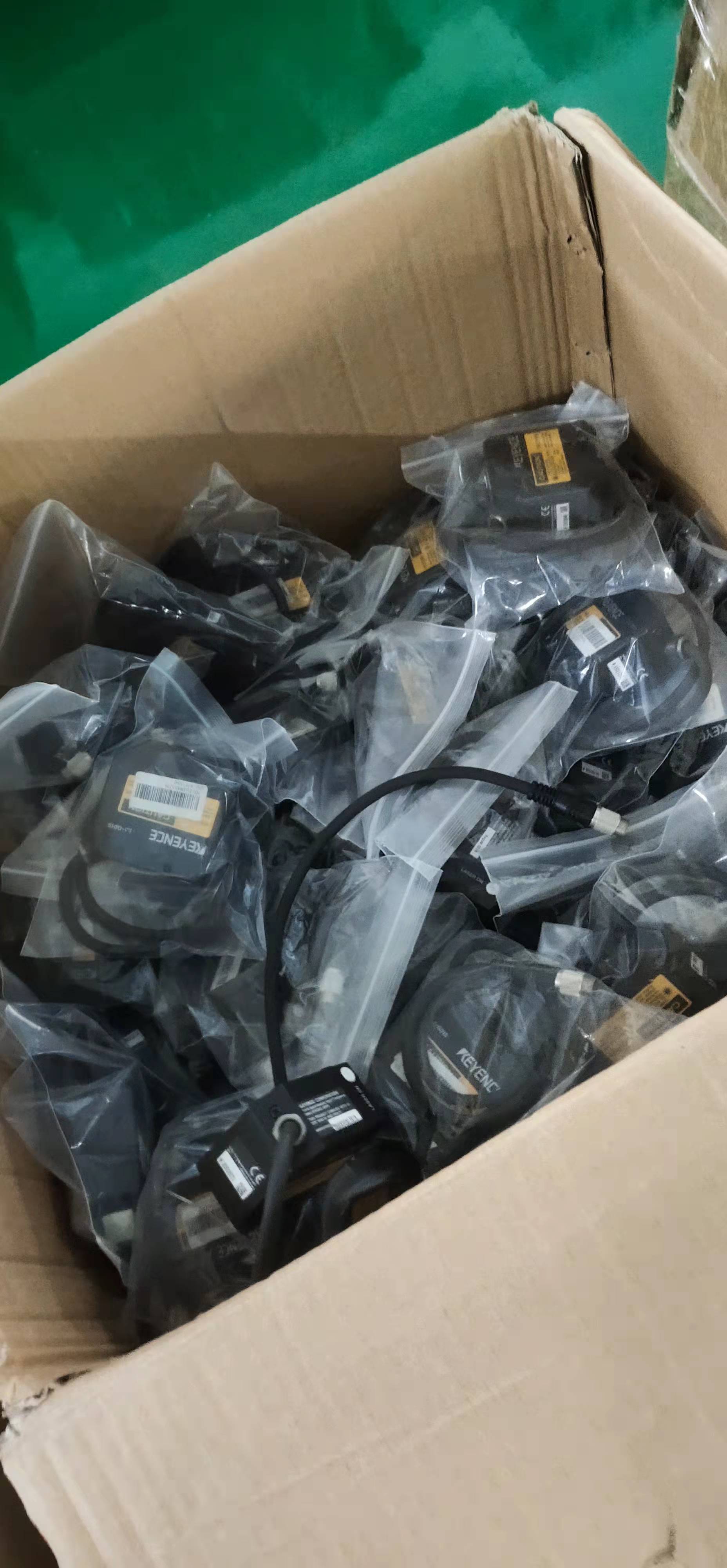 LJ-G015出售 日本KEYENCE基恩士高精度2D激光位移传感器 议价