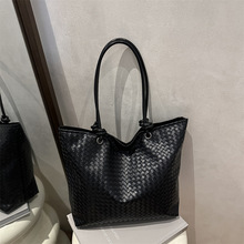 ���ᾎ������Ůʽ2025�¿�n��͹����ذ����s�������μ�Ҹ�°�