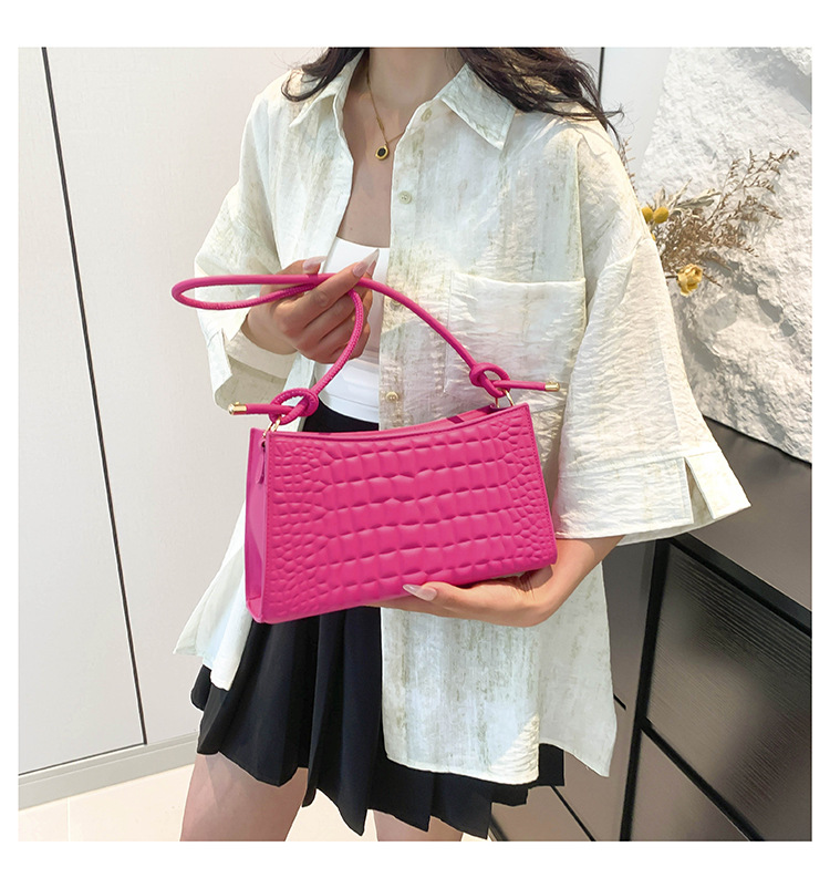 Borsa a tracolla semplice e versatile alla moda con motivo a coccodrillo, modello a spalla in PU, modello ascellare, modello 2024_voghion.com