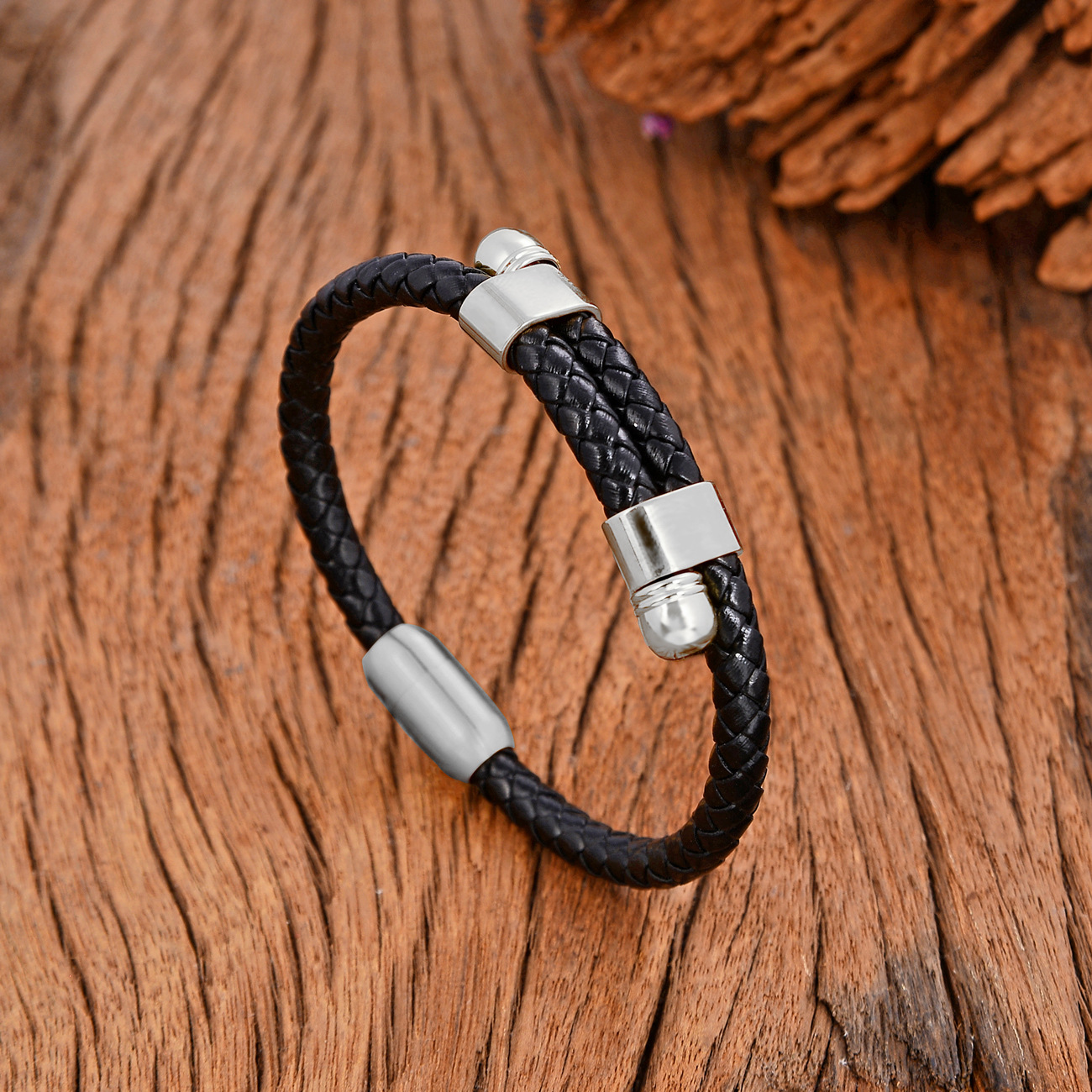 1 Piece Quantity Retro Punk Solid Color 304 Stainless Steel Pu Leather Men's Bangle Men Cord & Leather Bracelets