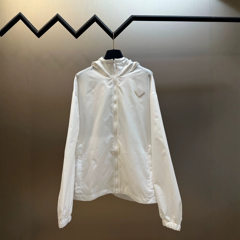 Authentic version, original label, in stock: P brand 26S triangular label recycled nylon hooded zip-up jacket Authentic version, original label, in stock: P brand 26S triangular label recycled nylon hooded zip-up jacket
