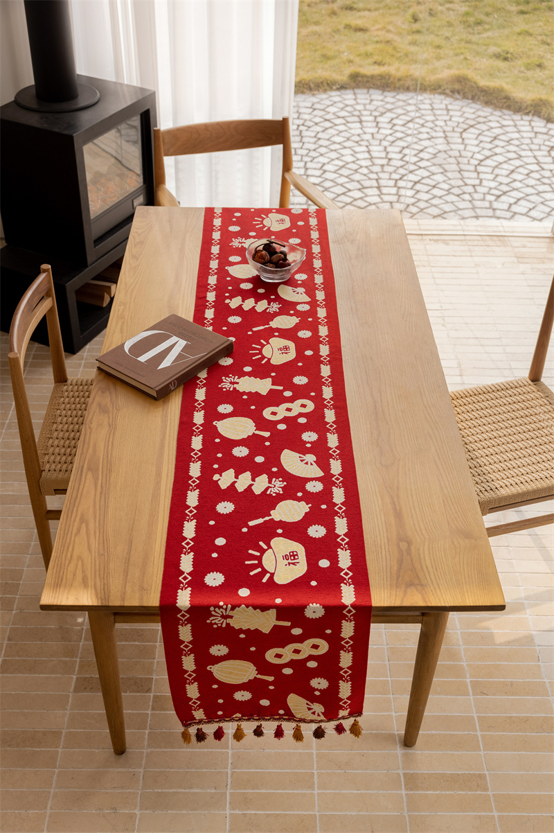 Decorative Festive Red Chinese Style Jacquard Table Runner Cover_voghion.com