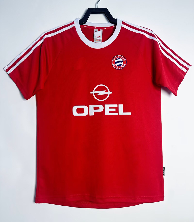 2001-02 Bayern Europa League en casa