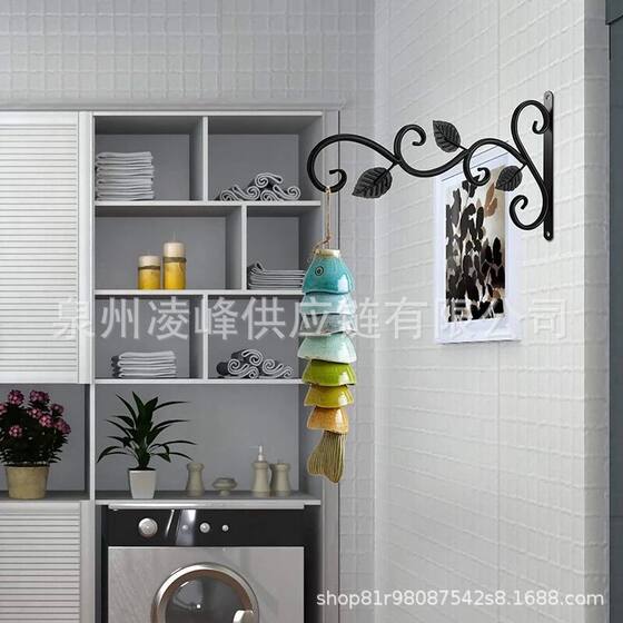 Factory Direct European Modern Wall-mounted Iron Flower Basket Wall Decoration Hanging Basket Flower Stand Metal Hanging Flower Stand