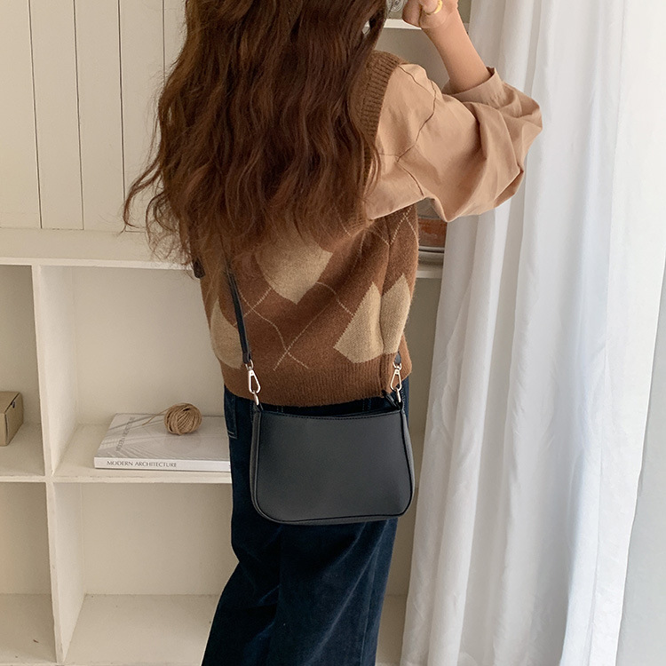 New niche design with high-end underarm stick bag, street PU single shoulder handbag, women's trend_voghion.com