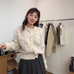 乔妹同款 刺绣花朵清新甜美针织开衫2025早秋新款韩系百搭设计感