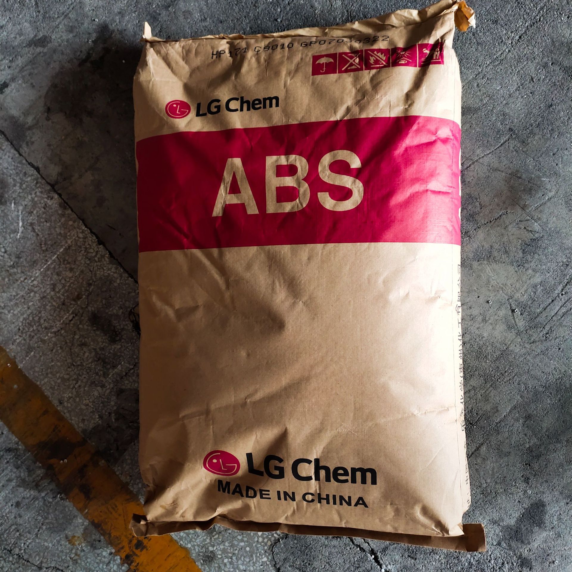 ABS	宁波LG HI-121H 刚性高 汽车行业电气/电子应用领域 注射成型