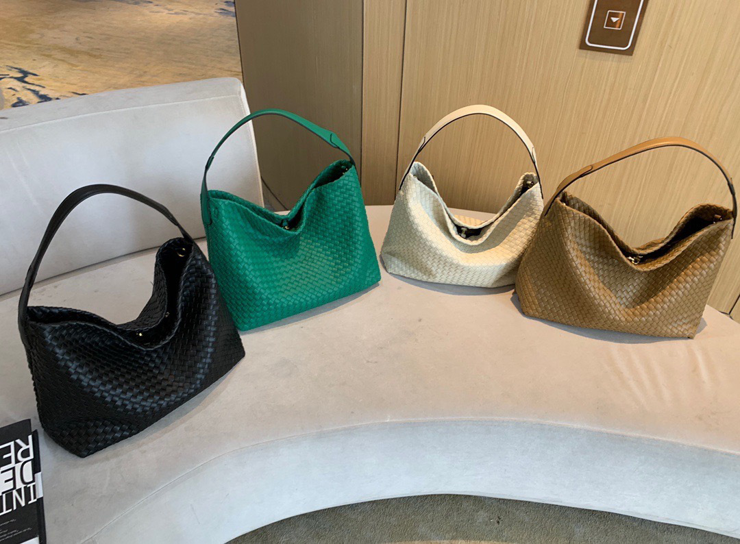 675g Weight Pu Leather Lining Material Weave Fashion Element Hook Loop Closure Type Double Shoulder Straps Strap Type Shoulder Bag Bags Type Daily, Street, Shopping Occasion Pu Leather Material Solid Color Pattern All Seasons Season Women's Gender Vintage Style, Streetwear Style Bucket Shape Large Size Women's Large Pu Leather Solid Color Vintage Style Streetwear Weave Bucket Hook Loop Shoulder Bag 10