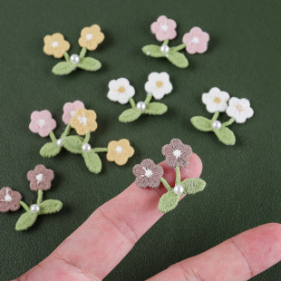 2.2*2.2CM�ɶ�С����̽��b��a���ƶ�Ь���ll�A���b���N�o��