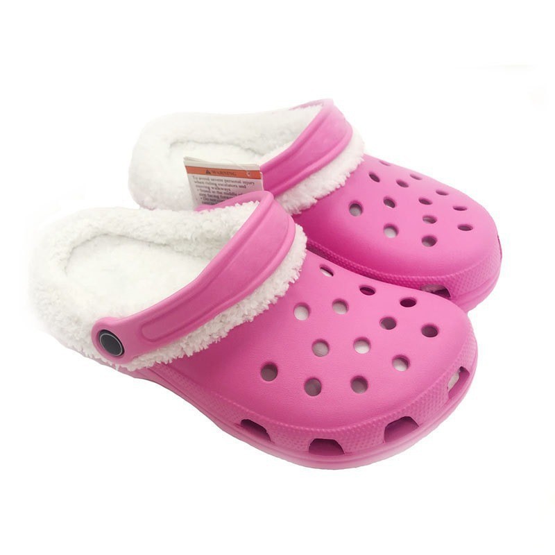 2025 zapatos clásicos para hombres y mujeres con una estrella de veludo ligera antideslizante caliente versátil zapatillas de playa al por mayor