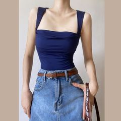 Pure and sexy hot girls with low cuts and large fashion suspender vest for women in summer new design wrinkled short slimming top