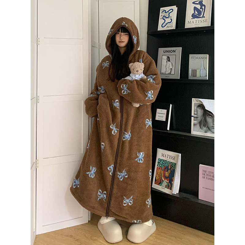 GraceChic GraceChic - Camisón de forro polar coral con estampado de mariposas y flores marrones para otoño e invierno, para mujer, con capucha y felpa, talla grande, para estar en casa_voghion.com
