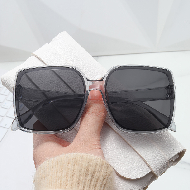 Cross-Border Hot-Selling In-Stock Items, One-Piece Dropshipping Uv400 Sunglasses, Large Square Frame, European and American Internet Celebrity Trend, Street Style, Instagram Fashion