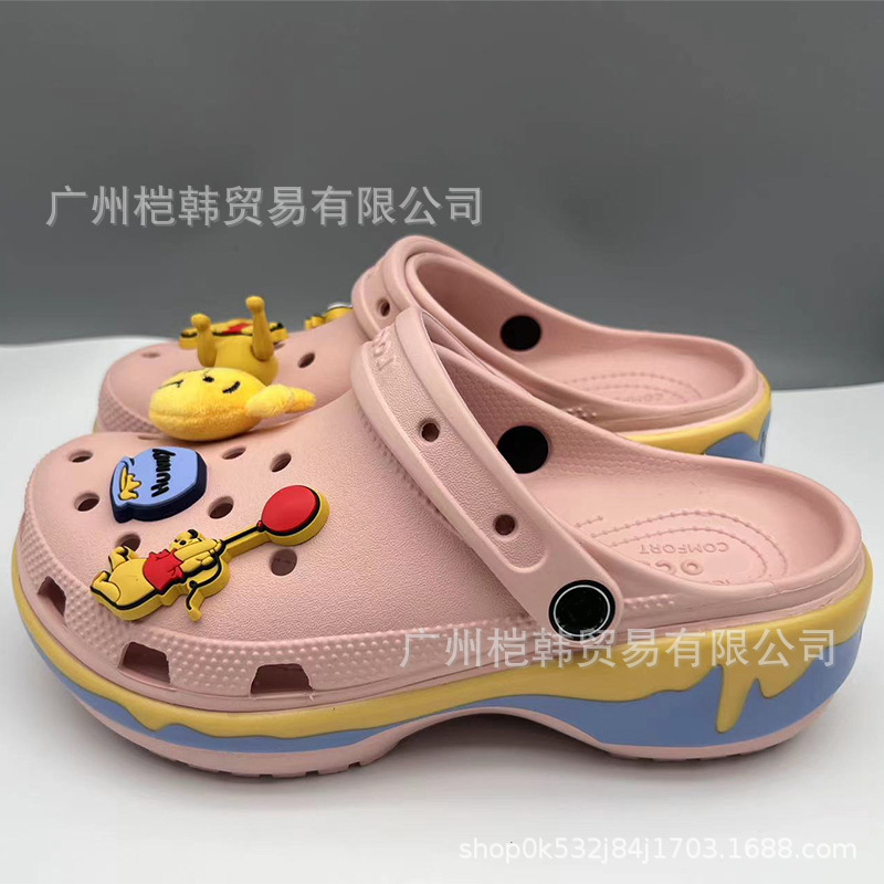 Cross Cloud Transfer / Smurfs / Winnie the Pooh Hole Shoes Mujeres Tacones Mejores Zapatos de playa al aire libre