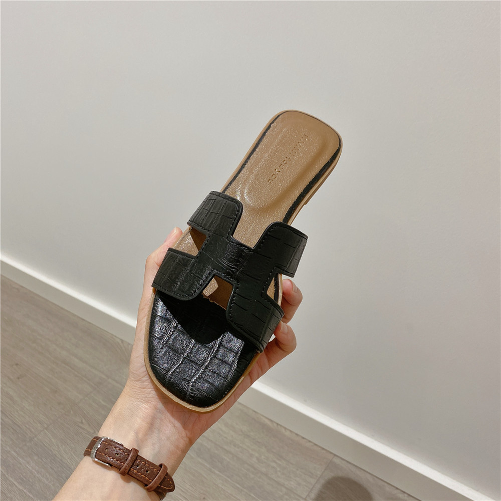 Fee Stijl Slippers Vrouwen Zomer Dragen 2023 Zomer Nieuwe Koreaanse Versie Van Slippers Platte All-Match Strand Schoenen sandalen Vrouwen_voghion.com