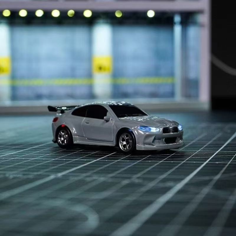 M4 그레이 [풀 스케일 스로틀 + 스티어링]