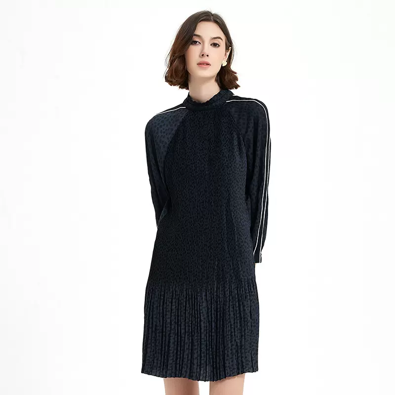 2026春夏季新品法式优雅浪漫套头宽松显瘦中长款七分袖连衣裙女士