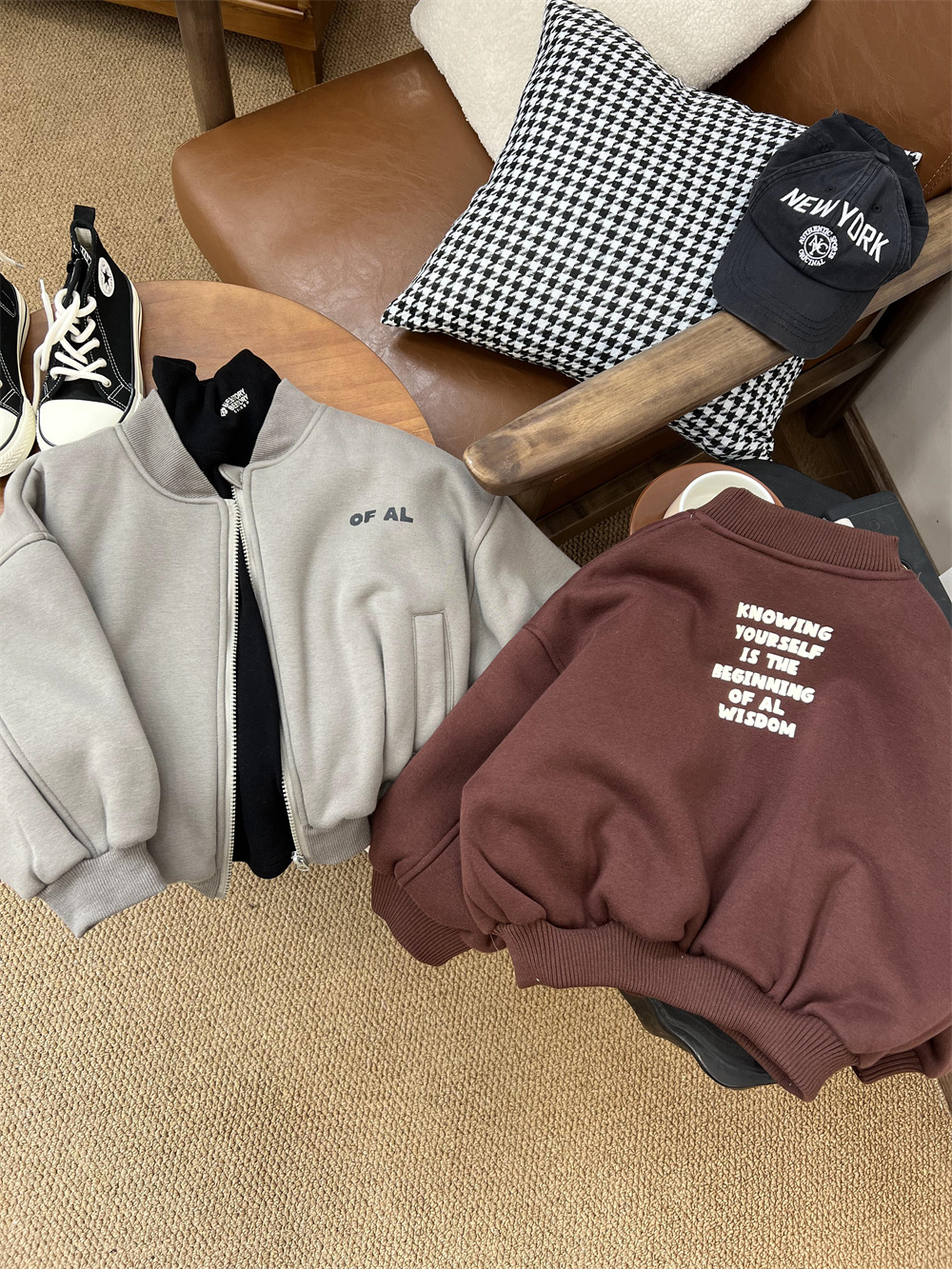 Korean children's clothing, winter boys and girls, plush baseball jacket, thick letter zippered sweater, hoodie jacket_voghion.com