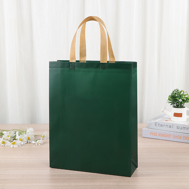 Bolsas de mano no tejidas coloridas bolsas de regalo en blanco engrosado para llevar bolsas de compras
