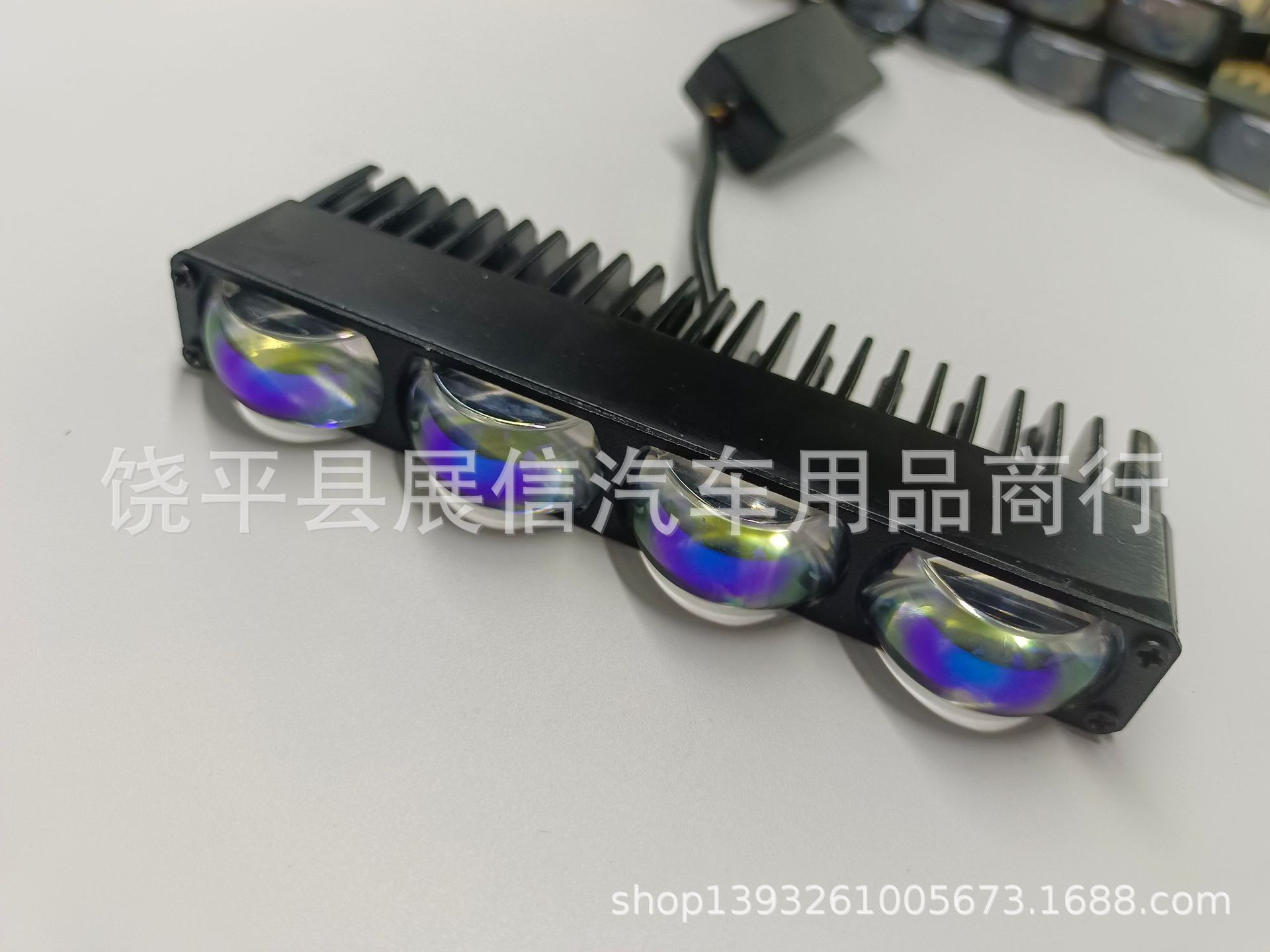 lámpara de parrilla de automóvil lámpara de red de automóvil LED de dos colores motorcycle LED de luz de motor delantero del diablo ojo
