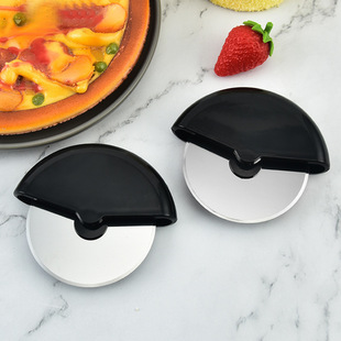 New Stainless Steel Pizza Cutter Round Roller Pizza Knife Bread Dough Divider Pizza Knife