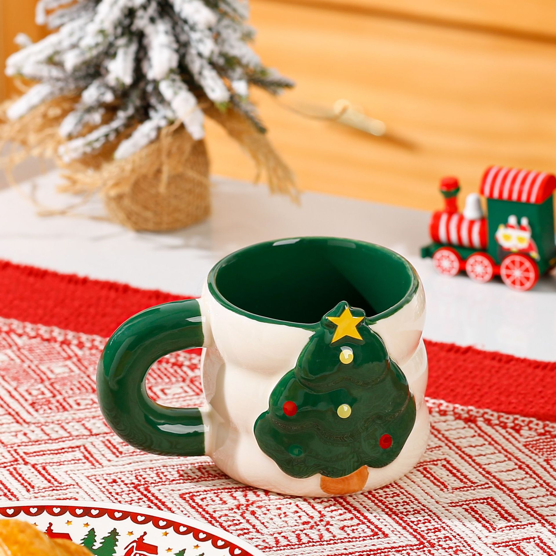 ceramics Material Christmas Cute Christmas Tree Santa Claus Ceramics Mug 1 Piece