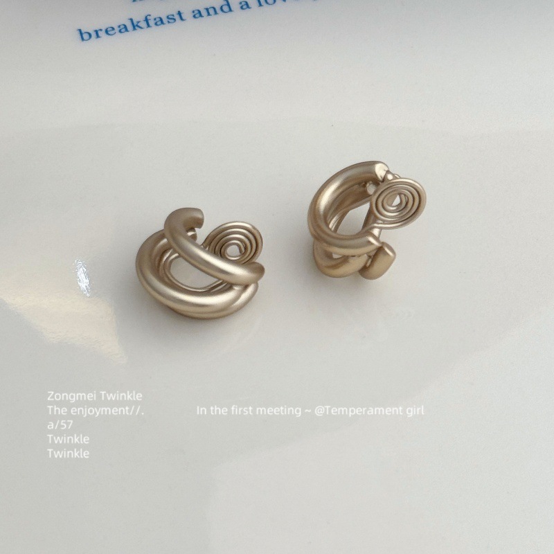 咖啡金小众色系经典圈圈耳环高级感金属线条C型耳环蚊香盘耳夹|undefined