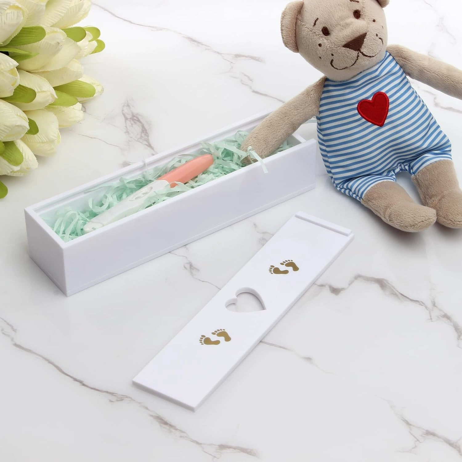 Творческий деревянный сувенир на беременность