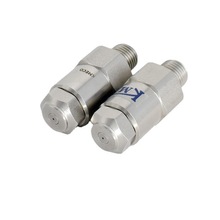 ˹�K��LNN-1/4�͉��F������΢���w�������F���Spraying