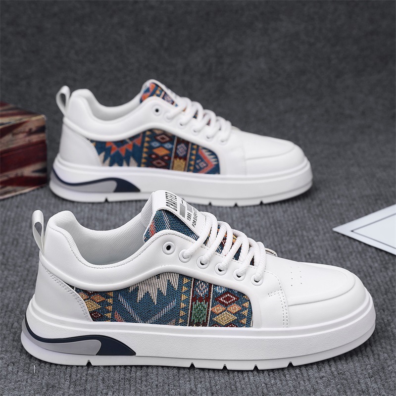 Primavera nuevos zapatos de cuero transpirables de cuatro estaciones para hombres, zapatos bajos casuales de todo fósforo para estudiantes de moda, zapatos deportivos de moda para hombres