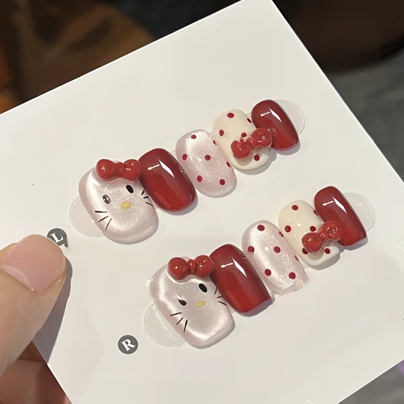Casual Cat-Eye Kitty Cute Short Wearable Nails Niche Whitening High-Value Cartoon New Handmade Manicure Casual Cat-Eye Kitty Cute Short Wearable Nails Niche Whitening High-Value Cartoon New Handmade Manicure