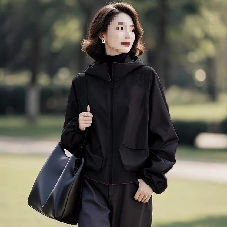 今年流行外套女2025春秋季新款小香风百搭洋气连帽冲锋衣|undefined