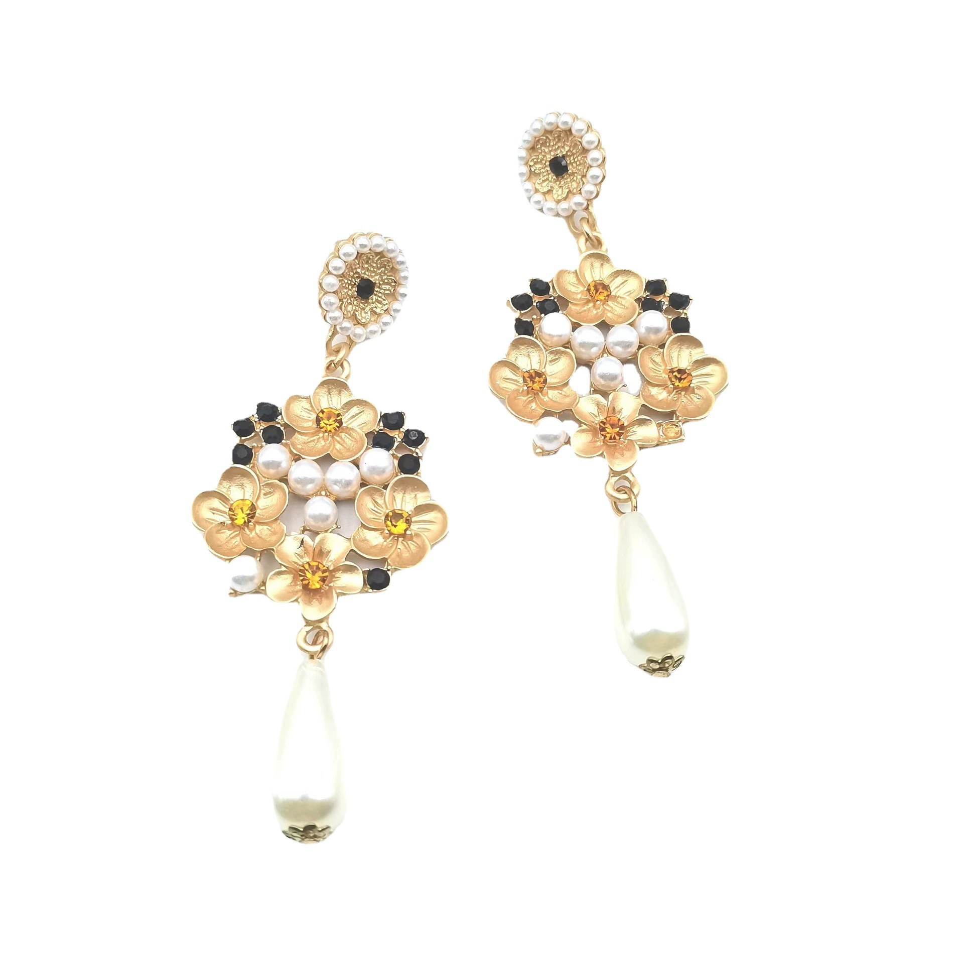 Fashionable metal retro fresh long earrings from pearl, European style, flowered