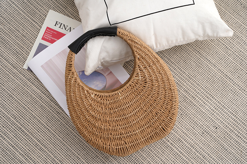 Summer Season Women's Medium Straw Solid Color Vacation Magnetic Buckle Straw Bag