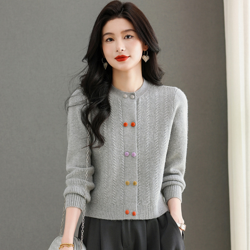 Counter Genuine Sweater Jacket for Women 2025 Autumn and Winter Cashmere Knitted Cardigan Short Wool Outer Round Neck Top