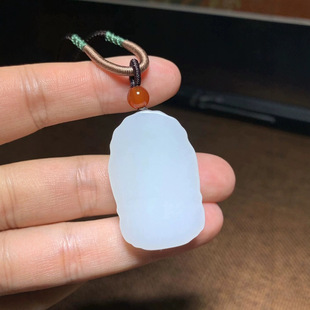 Jin Yutang Hetian jade suet jade Guanyin white embellish delicate greasy as fat Seiko carved exquisite atmosphere