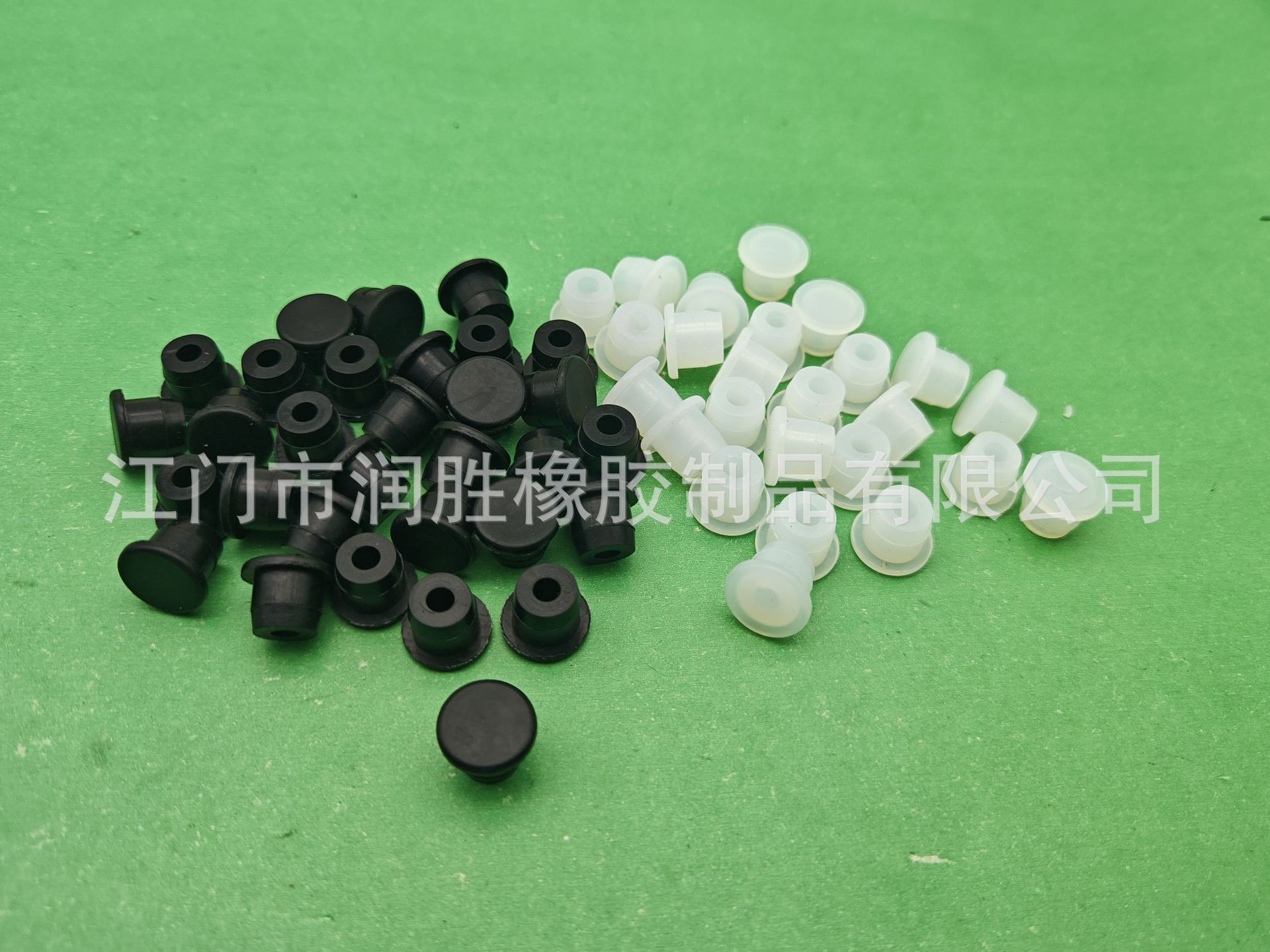 ����ֱ��Բͷ�轺��Ļǽ���۲���Һ���װƿ��ױƿ�ܷ���T�ν���