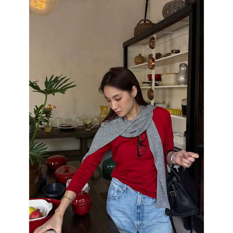 Rainbow Gummy Classic Water-Soluble Wool 16-Gauge Basic Crew Neck Long-Sleeve Base Layer Top for Women, Autumn Collection