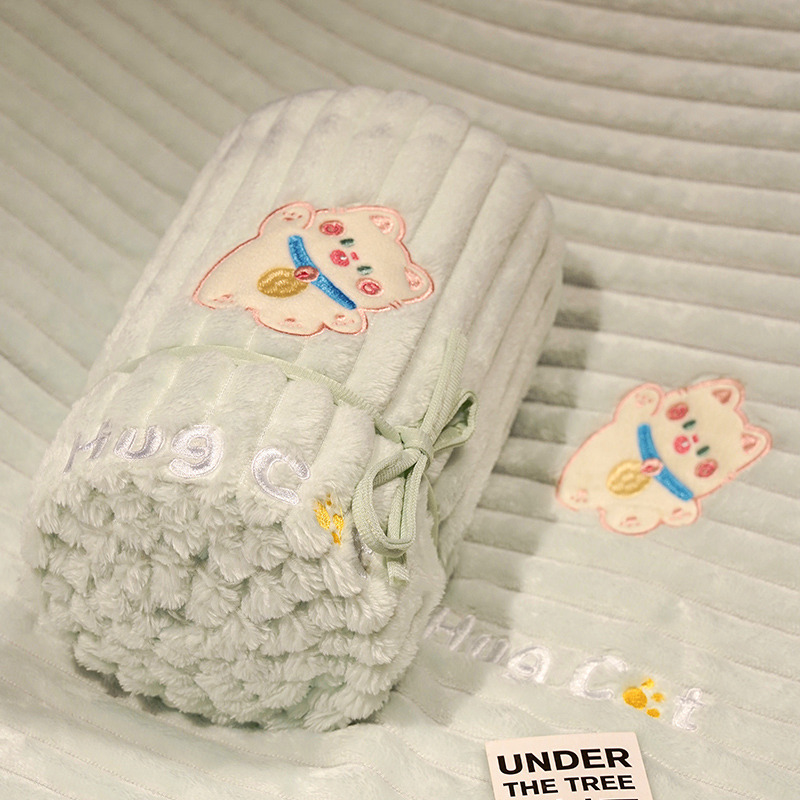 abrazar gatos estriados mantas de coral mantas de peluche correa de oficina portátil estudiantes de clase siesta mantas al por mayor