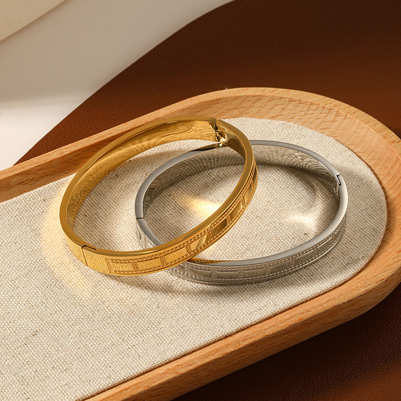 Titanium Steel Chain Material Simple Style Classic Style Geometric Titanium Steel Bangle In Bulk