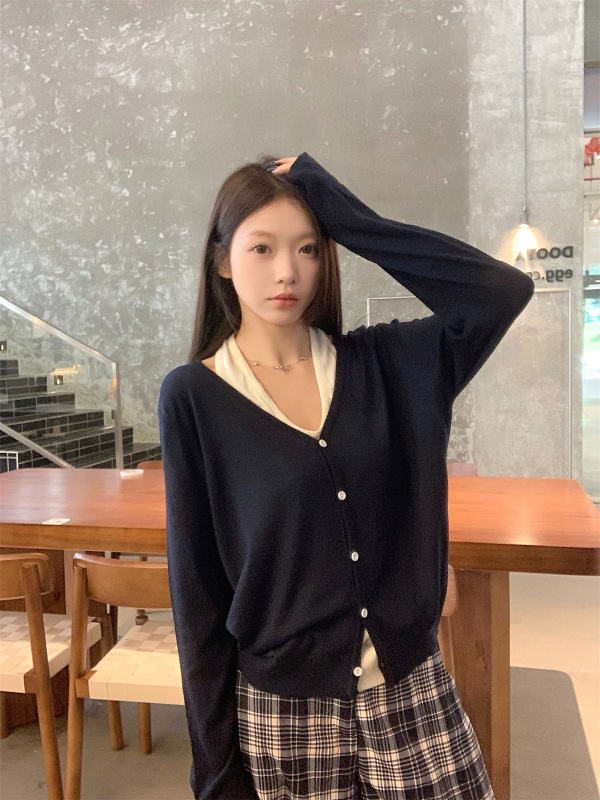 美式2025秋季韩版撞色假两件挂脖V领针织打底衫6羊毛长袖毛衣女装|undefined