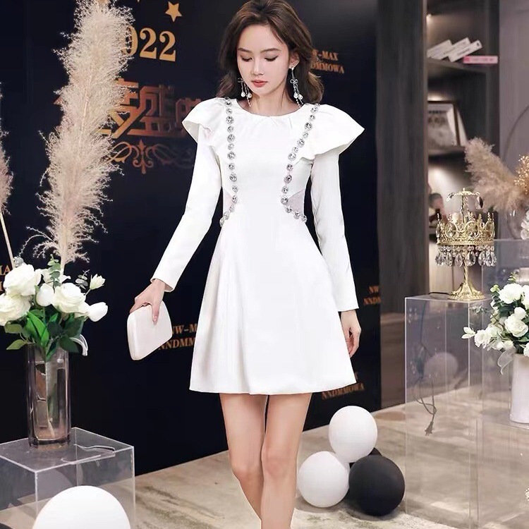 Winter Annual Meeting short white evening dress women's high-end light luxury niche sexy long sleeve dress French dress
