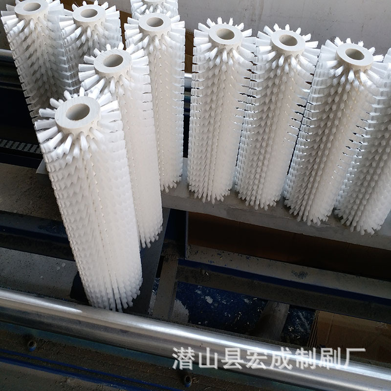 供应多种规格机械毛刷辊 清洗毛刷辊 防尘毛刷辊 尼龙丝毛刷