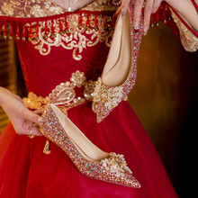 不累脚2024年新款红色中式秀禾服新娘结婚鞋女细跟粗跟敬酒高跟鞋