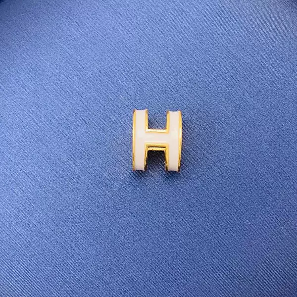 【039】 White Drop Small H*Golden Color