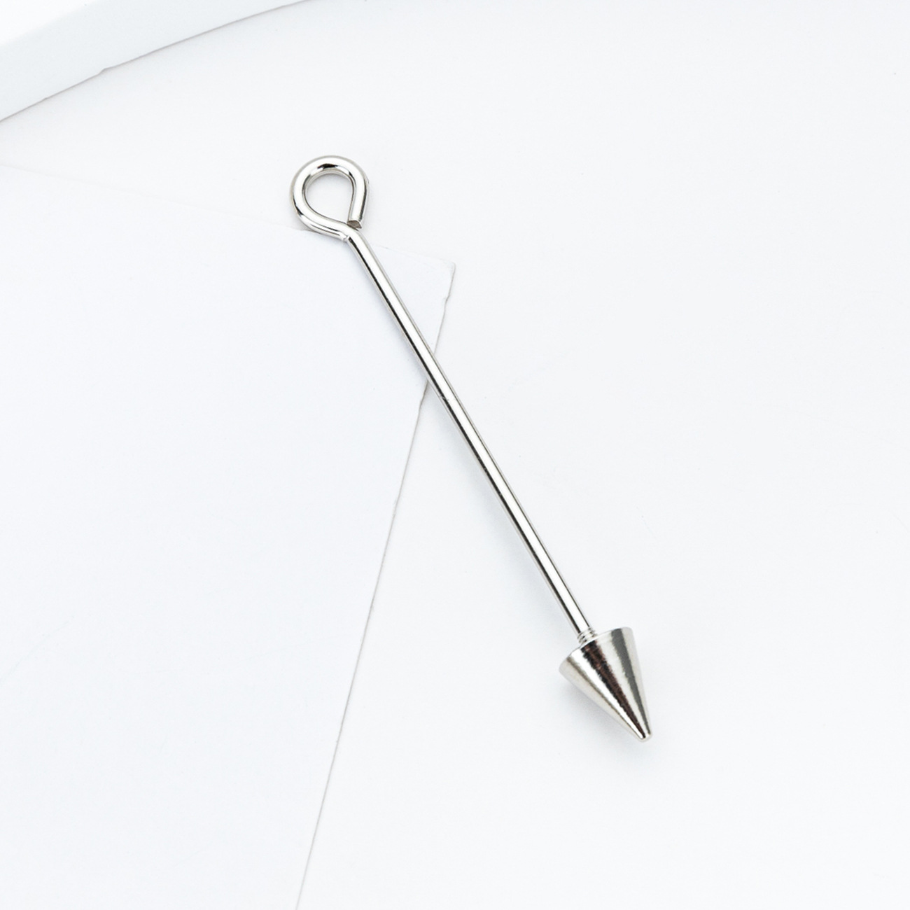 Poste con cuentas de bricolaje collar colgante colgante pendiente joyería cono de metal multicolor poste con cuentas spot al por mayor